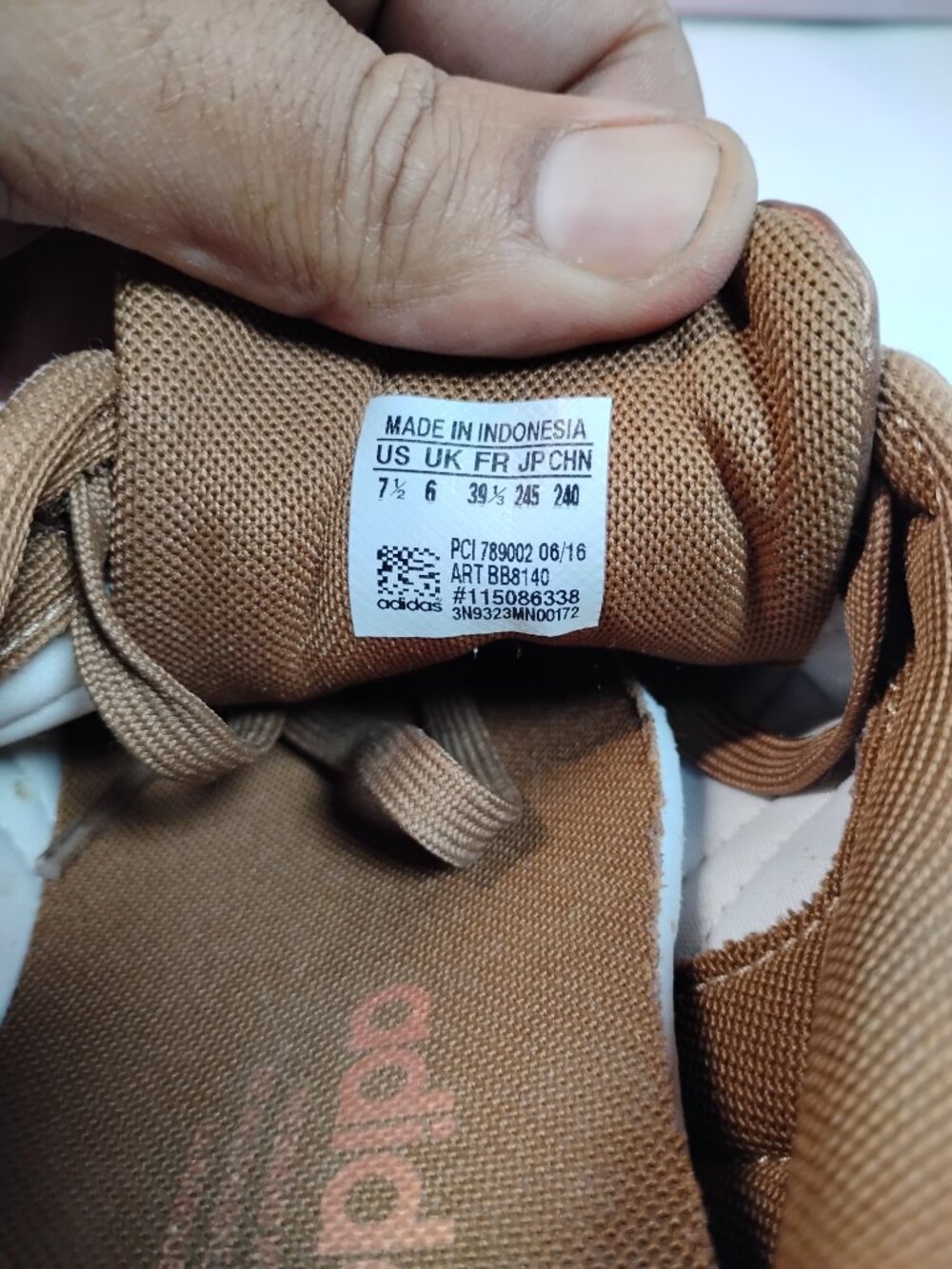 Adidas Originals Superstar "Bronze Metallic / Copper" 7.5 - Picture 7 of 7